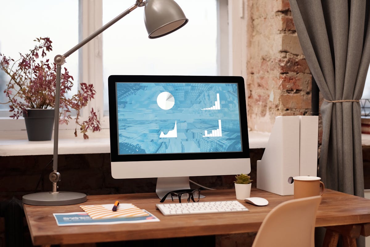 How to Repurpose One Blog Post Into a Week of Social Content